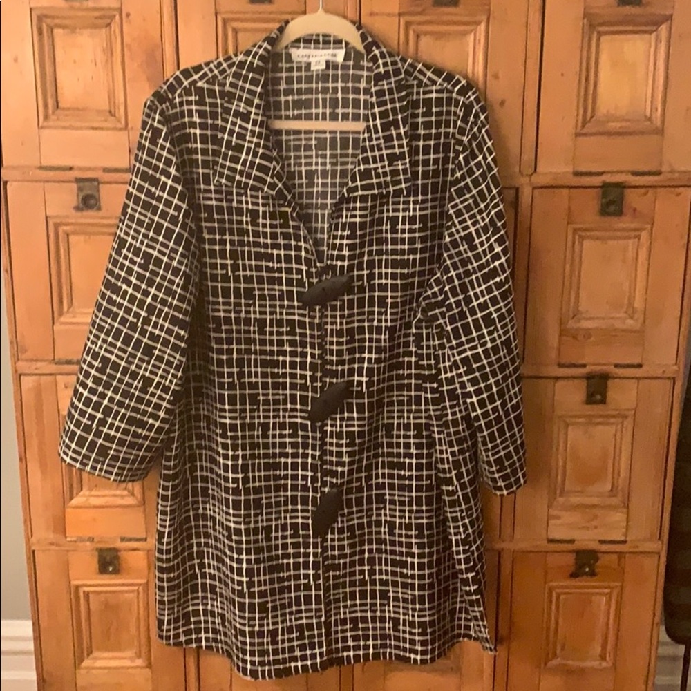 Black and white big shirt